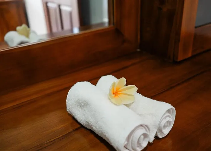 Pensión Nataraja's House 4*